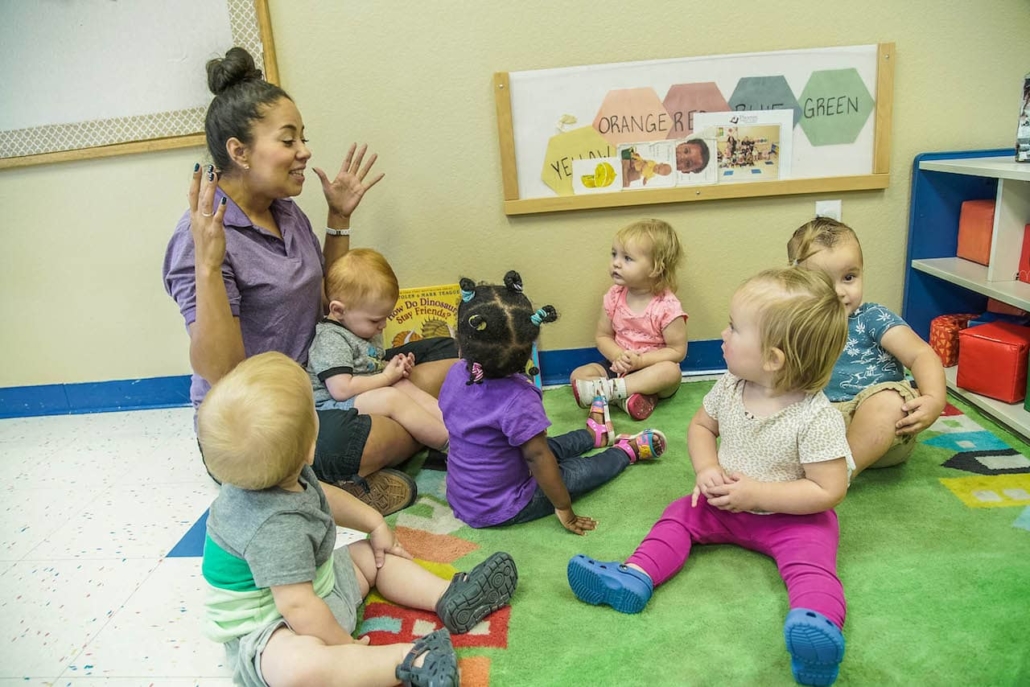 Instructor doing fun activities with toddlers in Bay Country-Best daycare in Annapolis